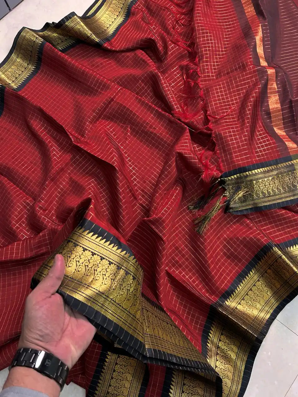 BANARASI SEMI KATAN SIK SAREES