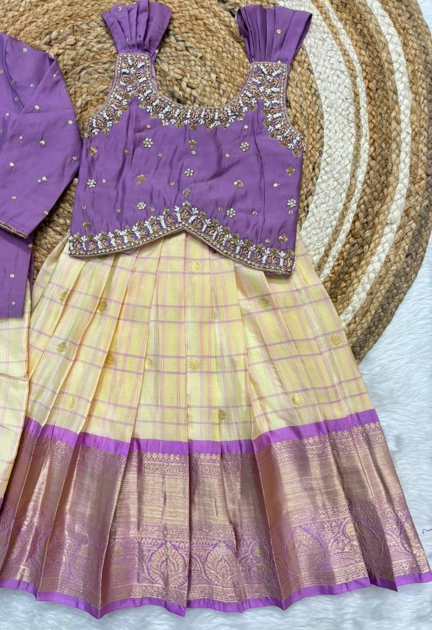 Kids lehenga