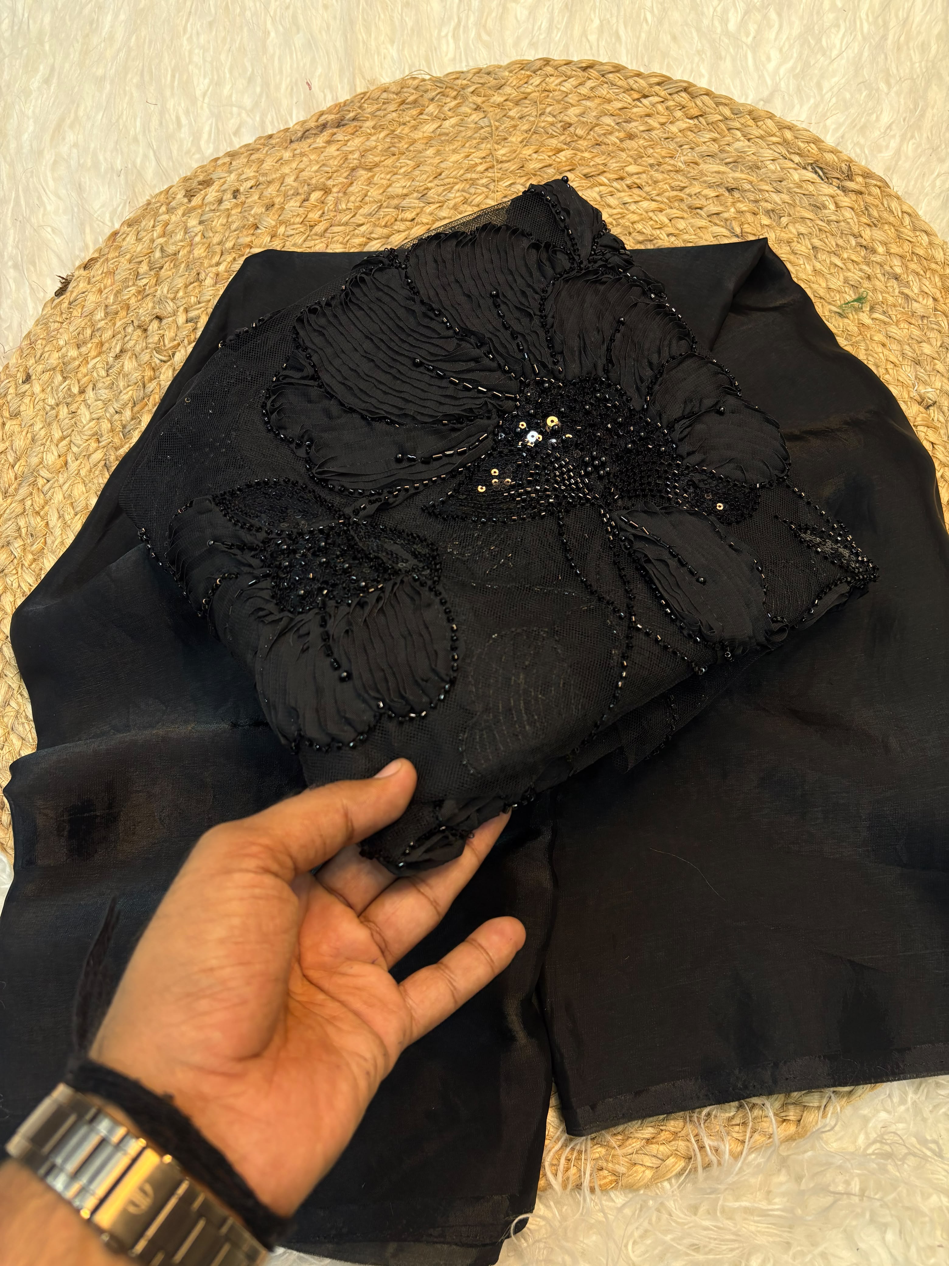 Black saree