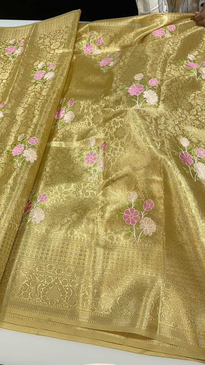 Golden tissue