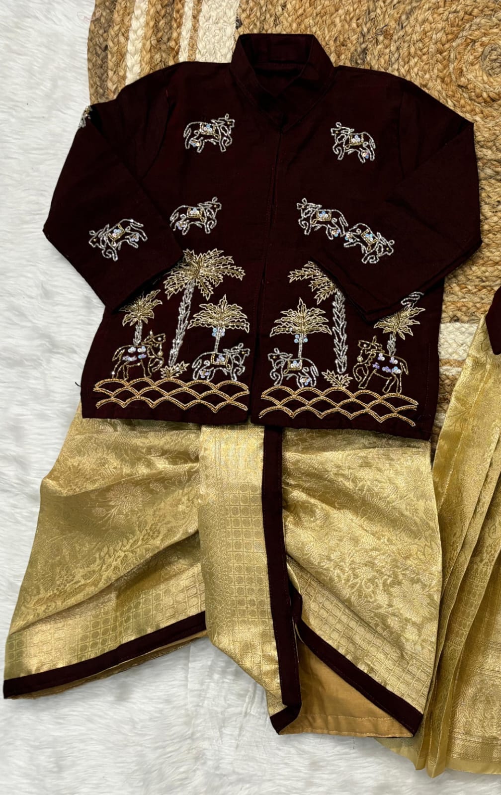 Semi kanchi tissue
