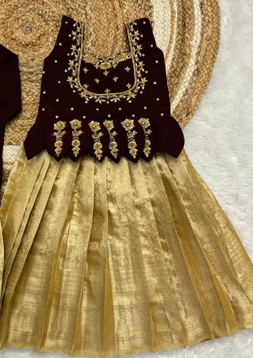 Semi kanchi tissue
