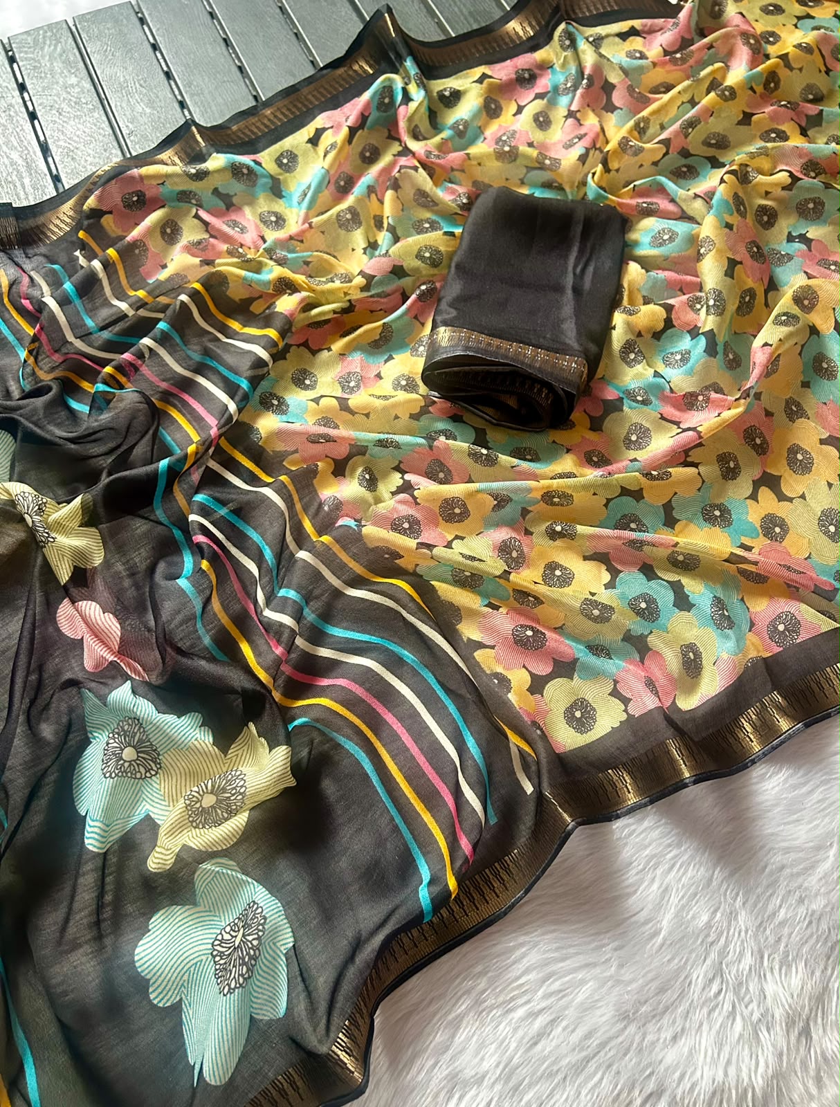Dola silk saree